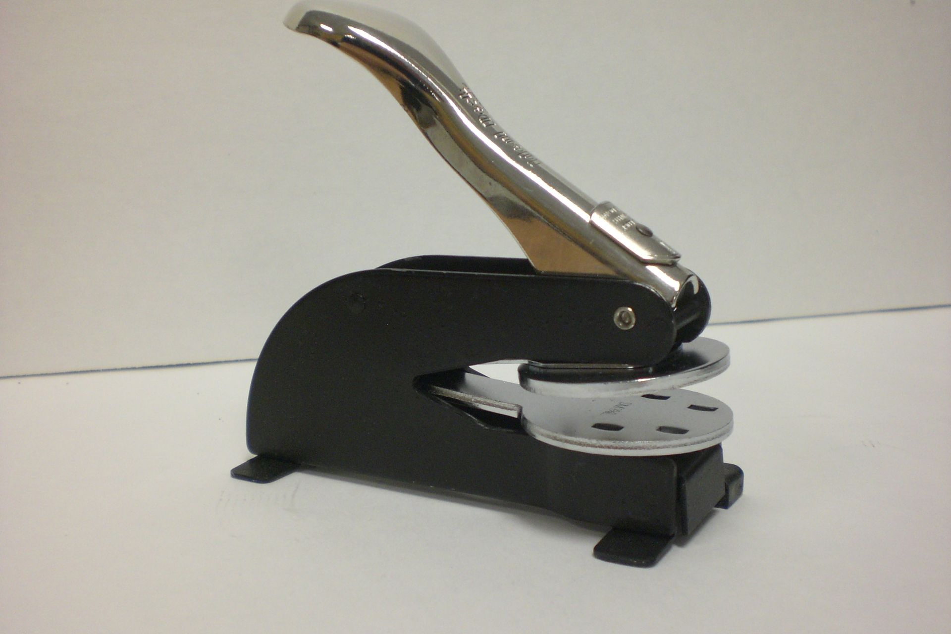 Sceau à embosser (gaufrage)